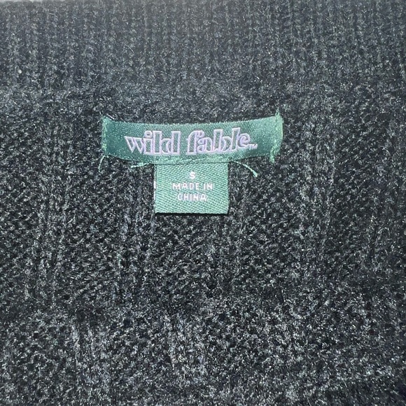 Wild fable cropped knit tank size small - Picture 3 of 3